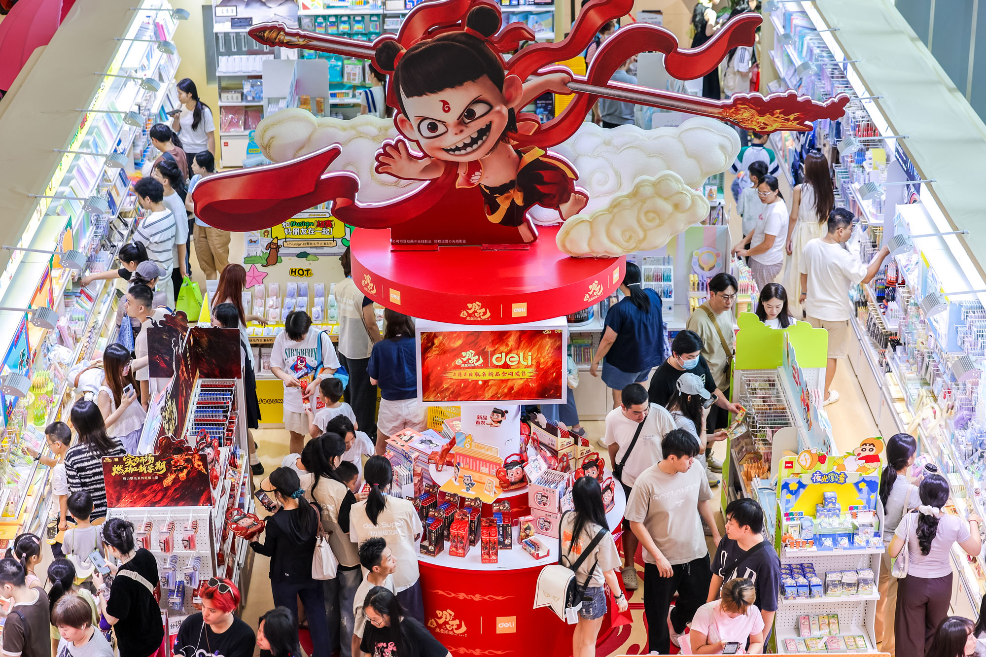 4-得力現(xiàn)場盛況.jpg